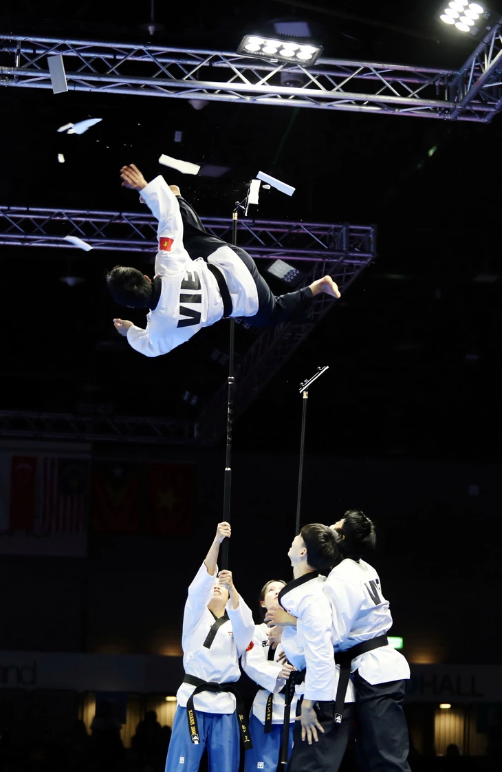 Chiếc HCV của ý chí - Ảnh 1. trần hồ duy - Ảnh 1.