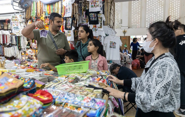 Nhiều chính sách thuế mới cho hộ kinh doanh - Ảnh 1. hộ kinh doanh - Ảnh 1.