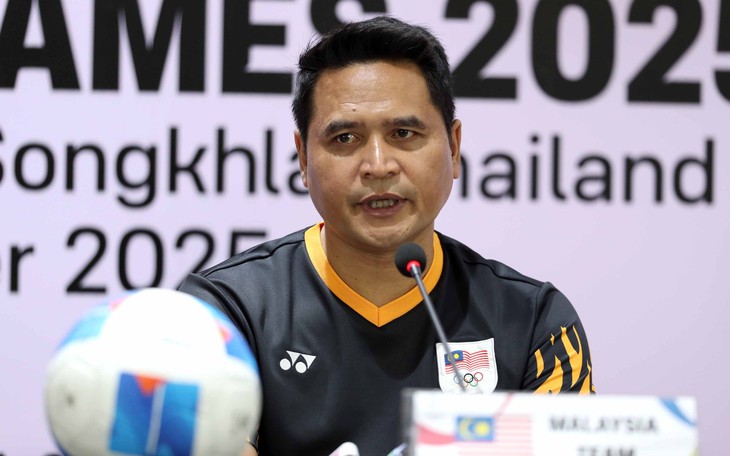 U22 Thái Lan tiễn U22 Singapore về nước - Ảnh 3.