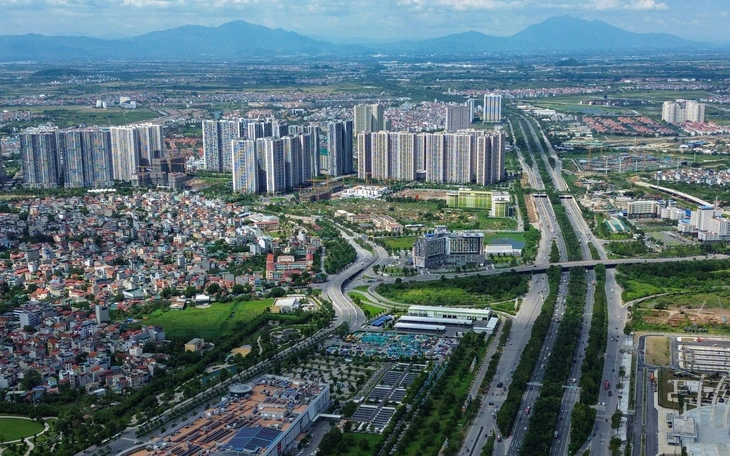 Hà Nội rào chắn nhiều nơi trên đường Đàm Quang Trung, Cổ Linh để thi công hầm kín, hầm hở - Ảnh 4.