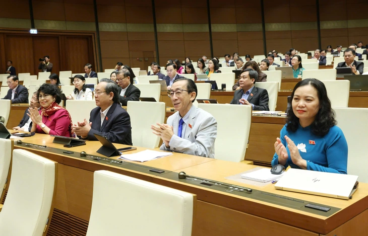 TP.HCM chính thức được trao nhiều cơ chế, chính sách đột phá, có thành lập khu thương mại tự do - Ảnh 1.