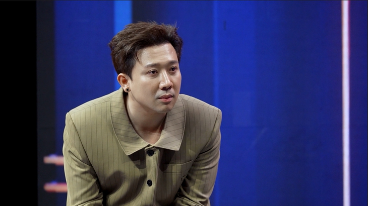 Trấn Thành bật khóc khi nghe quá khứ bi thương của 'song trùng' trong A.I là ai? - Ảnh 3. Trấn Thành - Ảnh 3.