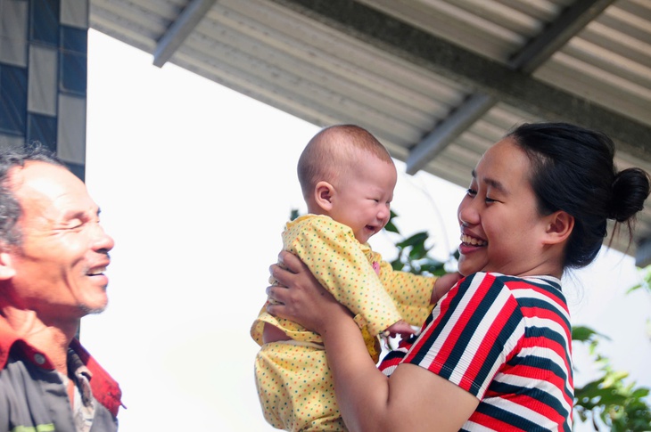 Lũ lịch sử ở Nam Trung Bộ: Từ đau thương tới nỗ lực tái thiết, cả nước chung tay vì 'nghĩa đồng bào' - Ảnh 30.