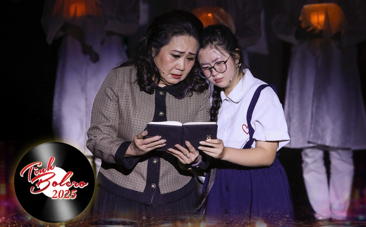 Hiền Trang của Cổng mặt trời đăng quang Tình bolero 2025 - Ảnh 1. Tình bolero - Ảnh 1.