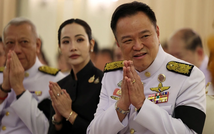 Đảng Bhumjaithai chọn ông Anutin Charnvirakul làm ứng viên thủ tướng Thái Lan - Ảnh 2.