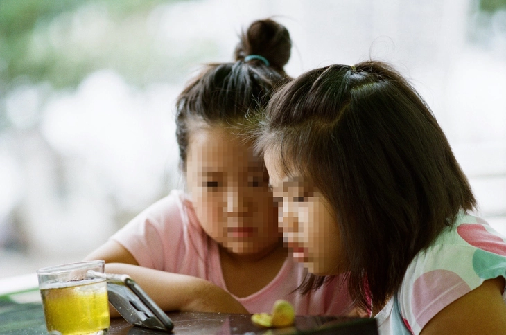 Cần quản lý chặt trẻ em dùng mạng xã hội - Ảnh 7. Cần quản lý chặt trẻ em dùng mạng xã hội - Ảnh 2.