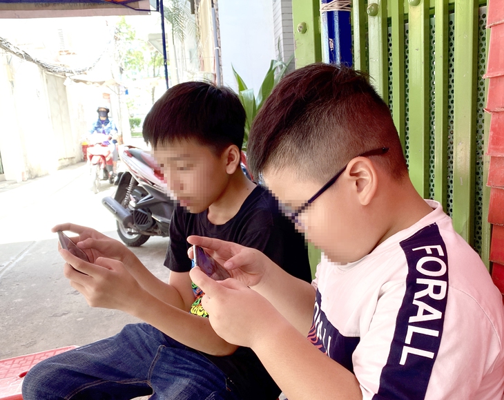 Cần quản lý chặt trẻ em dùng mạng xã hội - Ảnh 1. mạng xã hội - Ảnh 1.