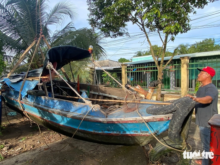 Tìm thấy thi thể người lái đò trong vụ vỏ lãi tông đò ngang trên sông Tiền - Ảnh 3.