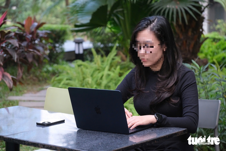 Trường cao đẳng nghề Thiết kế và Thời trang London xin lỗi người học nhận 'bằng đại học nước ngoài' - Ảnh 1.