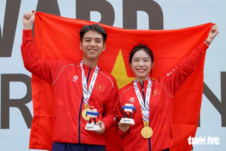 Xạ thủ xinh đẹp Mộng Tuyền lấy trọn bộ 3 màu huy chương ở SEA Games 33 - Ảnh 4.