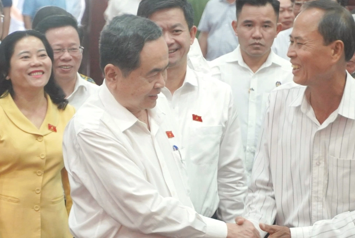 Chủ tịch Trần Thanh Mẫn và đại biểu Quốc hội tiếp xúc cử tri tại Cần Thơ - Ảnh 1.