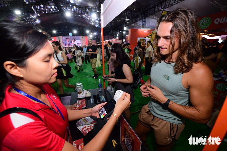 - Ảnh 5. phở - Ảnh 4.