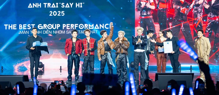 Anh trai say hi - Ảnh 4.