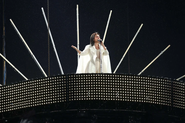 Mỹ Tâm bất ngờ công bố phim mới ở concert See The Light 40.000 khán giả - Ảnh 4. Mỹ Tâm - Ảnh 4.