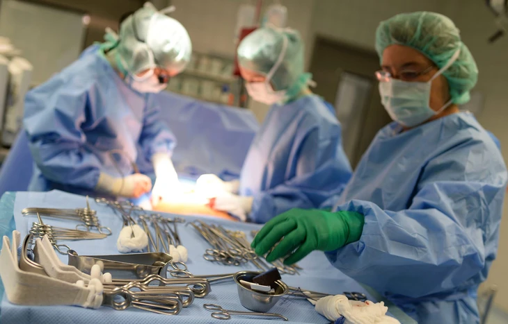 Chồng kiện vợ - Ảnh 1.