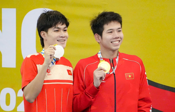 Đường đua xanh luôn đáng xem - Ảnh 1. bơi lội - Ảnh 1.