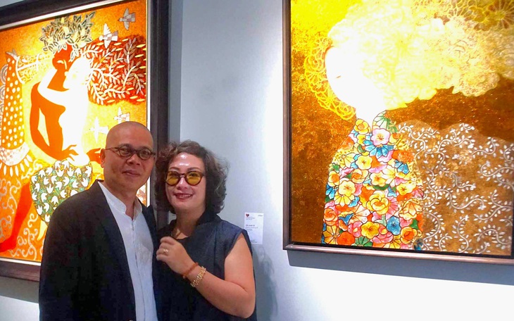 Vải vụn, khắc gỗ, sơn dầu kể chuyện ‘Hoa xuống phố’ - Ảnh 12.