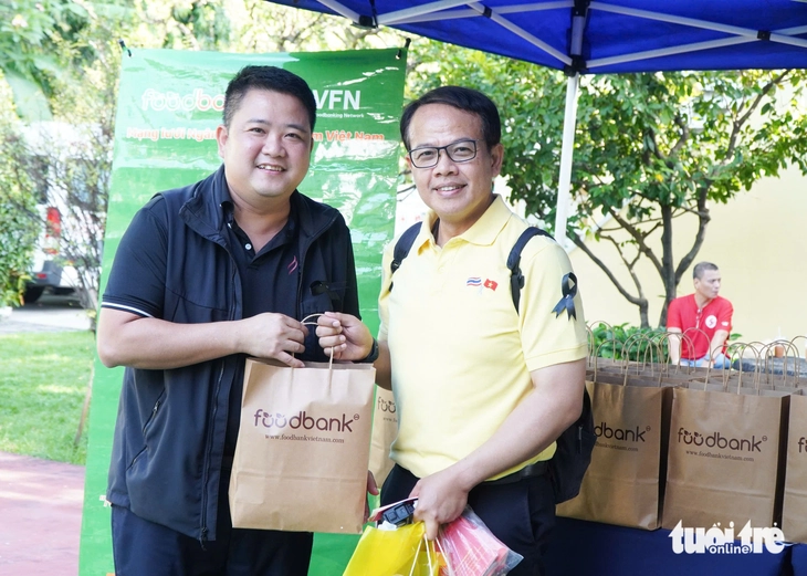 Lan tỏa 'Việc tốt từ trái tim' qua hoạt động hiến máu, đạp xe diễu hành tại TP.HCM - Ảnh 5.