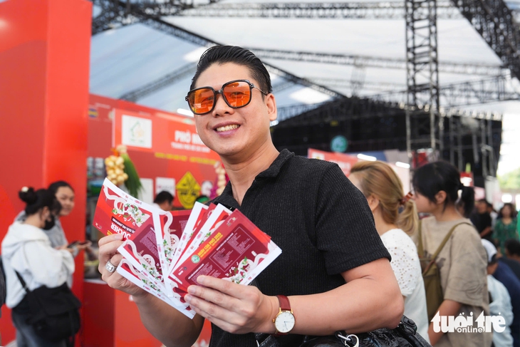 Vợ chồng nhạc sĩ Nguyễn Duy Hùng, Sa Huỳnh: 'Ai mê phở mà đến Ngày của Phở dễ tan chảy trái tim lắm' - Ảnh 2.