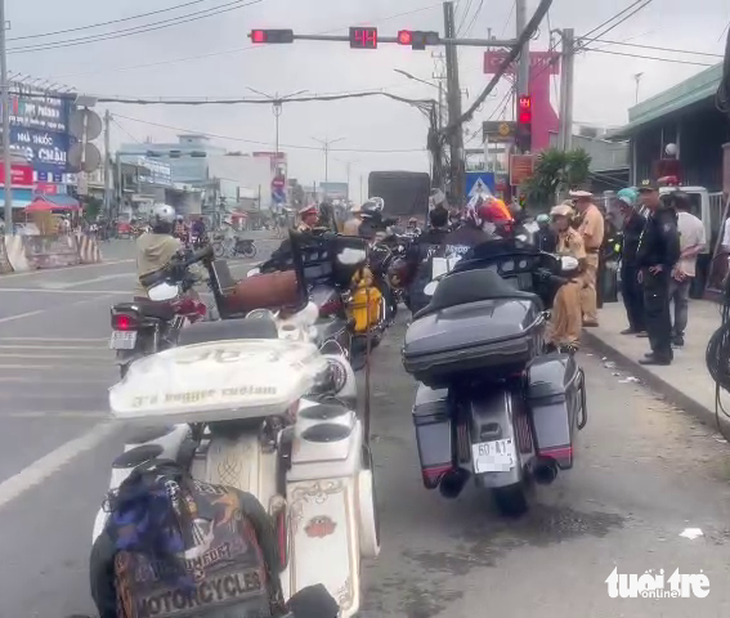 phân khối lớn - Ảnh 2.