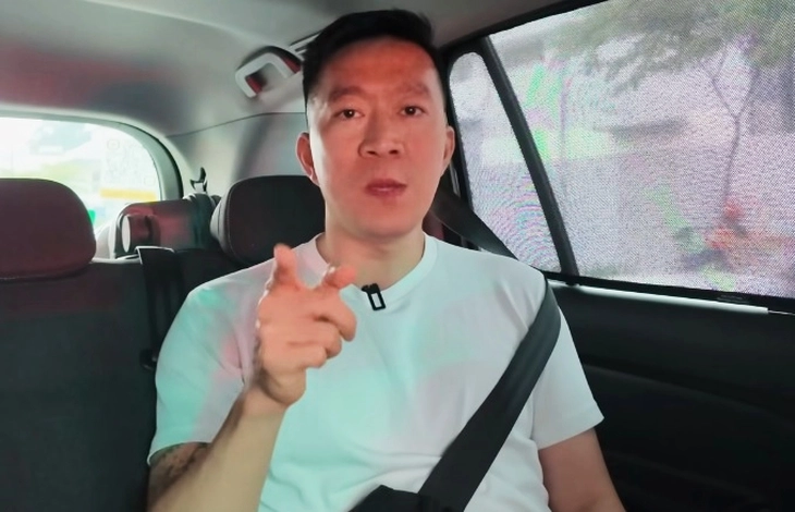 Đạo diễn Hoàng Nam trở lại làm YouTuber vì phim 26 tỉ lỗ nặng - Ảnh 1.