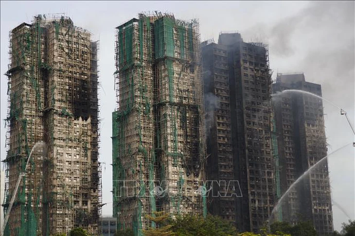 Hong Kong tìm giải pháp tái định cư sau thảm kịch Tai Po - Ảnh 1.