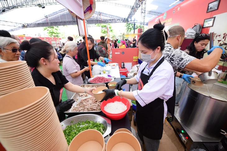 Ngày của Phở - Ảnh 2.