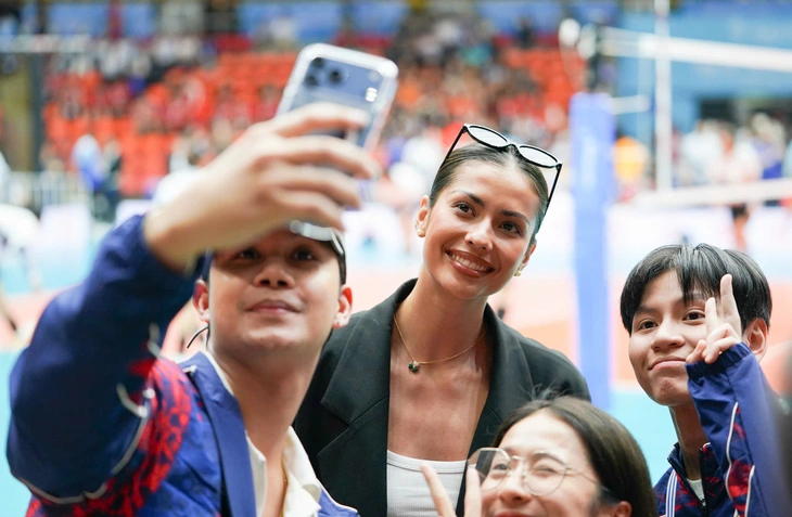 Miss Universe - Ảnh 1.