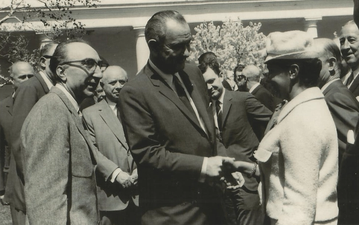 Cuộc chiến trường kỳ chống ung thư - Kỳ 1: Người tiên phong dùng hóa trị chữa ung thư - Ảnh 2. Cuộc chiến trường kỳ chống ung thư - Kỳ 1: Người tiên phong dùng hóa trị chữa ung thư - Ảnh 2.