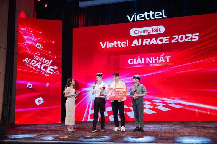 Viettel AI Race: Từ đường đua thuật toán đến chiến lược nhân lực AI - Ảnh 1.