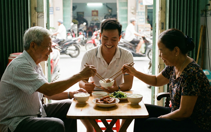 'Nắm tay vừa đủ' - Khi cha mẹ học cách lùi một bước để con lớn lên - Ảnh 2.