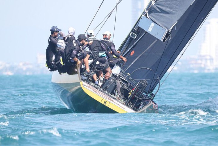 Đội thuyền buồm của Hoàng hậu Thái Lan về nhất ở SEA Games 33 - Ảnh 2.