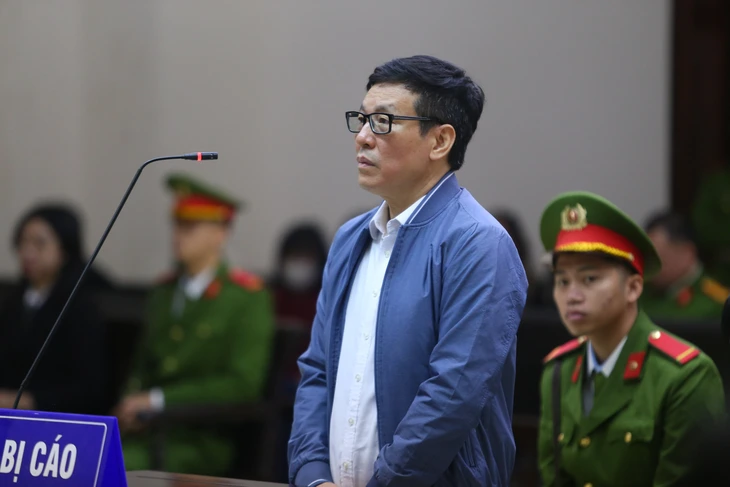 Hình ảnh bà Hoàng Thị Thúy Lan cùng các cựu lãnh đạo tỉnh Vĩnh Phúc cũ tại phiên tòa phúc thẩm - Ảnh 5.