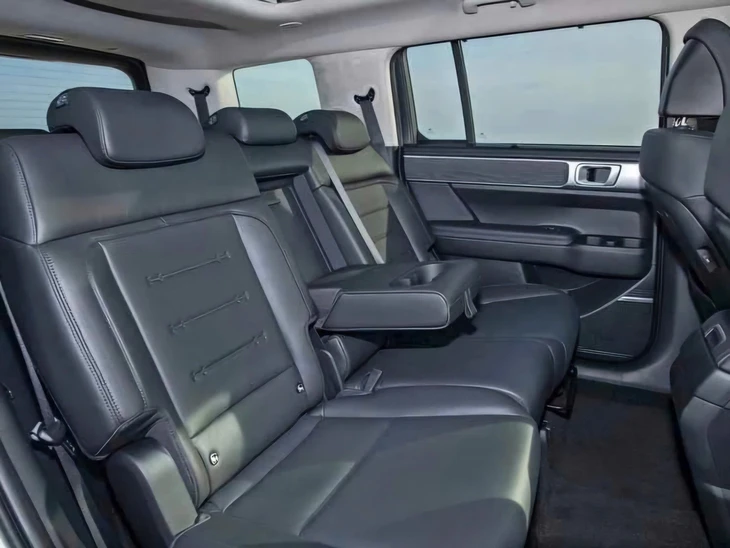 Hyundai Santa Fe - Ảnh 6.