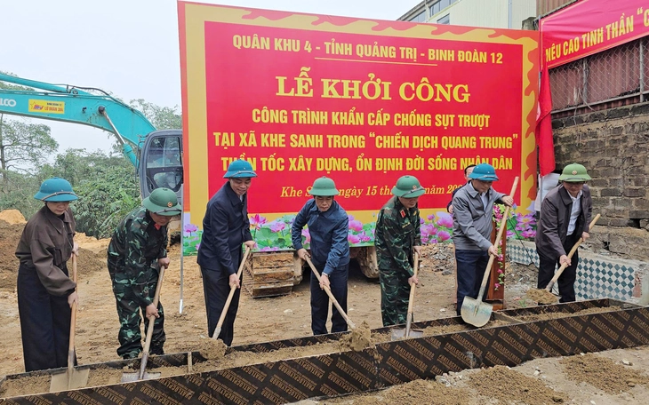 11 ngày thần tốc khắc phục sạt lở Khe Sanh, người dân đã trở về mái nhà ấm êm - Ảnh 3.