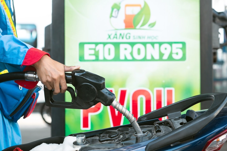 Doanh nghiệp còn lăn tăn với xăng sinh học - Ảnh 3. Doanh nghiệp còn lăn tăn với xăng sinh học - Ảnh 2.