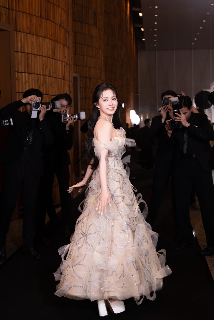 Lương Bích Hữu - Ảnh 4.