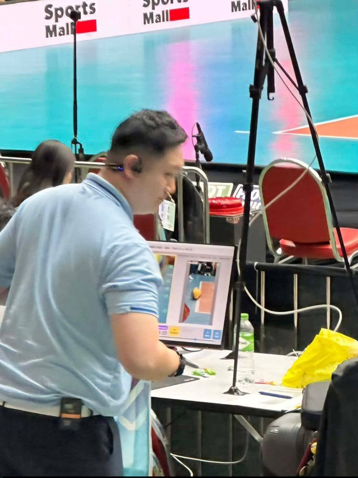Xuất hiện hình ảnh xác định vụ điểm số tranh cãi trận chung kết bóng chuyền nữ SEA Games - Ảnh 1.