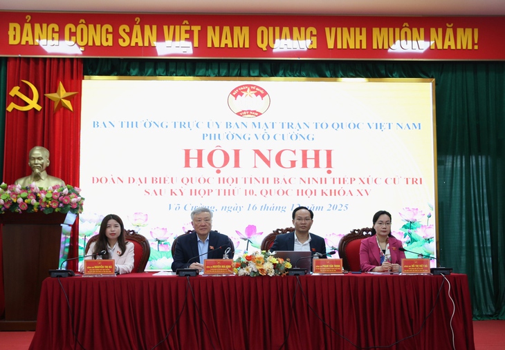 Phó thủ tướng Nguyễn Hòa Bình nói về tiền lương của cán bộ công chức và việc tăng lương năm 2026 - Ảnh 1.