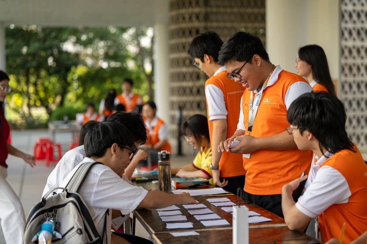 Ngày hội Toán học Mở TP.HCM 2025 thu hút hơn 2.000 học sinh - Ảnh 3.