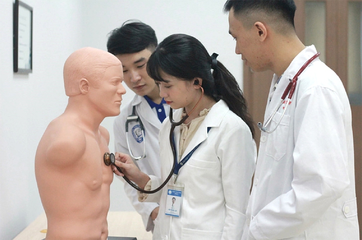 Đào tạo bác sĩ - Ảnh 2.