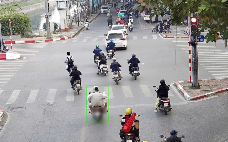Camera AI phát hiện hơn 1.000 vi phạm ở Hà Nội sau 1 tuần vận hành - Ảnh 3.