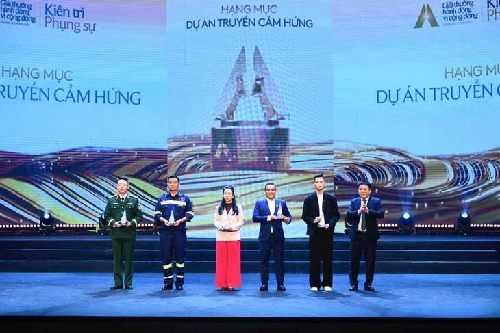 Mái ấm gia đình Việt - Ảnh 1.