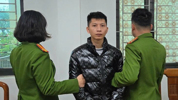 long tổng - Ảnh 1.