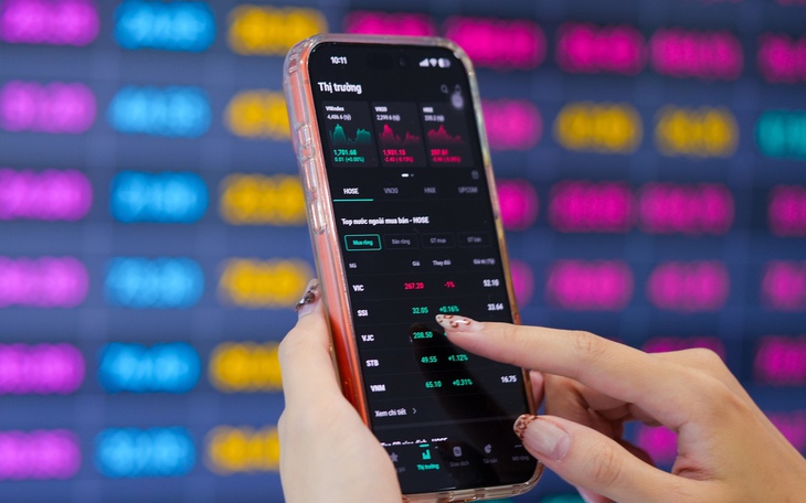 VN-Index ảm đạm: Cổ phiếu DGC tiếp tục nằm sàn, VJC "cất cánh" - Ảnh 5.