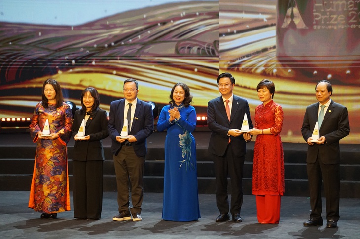 Những dự án nào xứng đáng vinh danh Hành động vì Cộng đồng năm 2025? - Ảnh 1. Những dự án, tổ chức nào xứng đáng vinh danh Hành động vì cộng đồng năm 2025? - Ảnh 1.