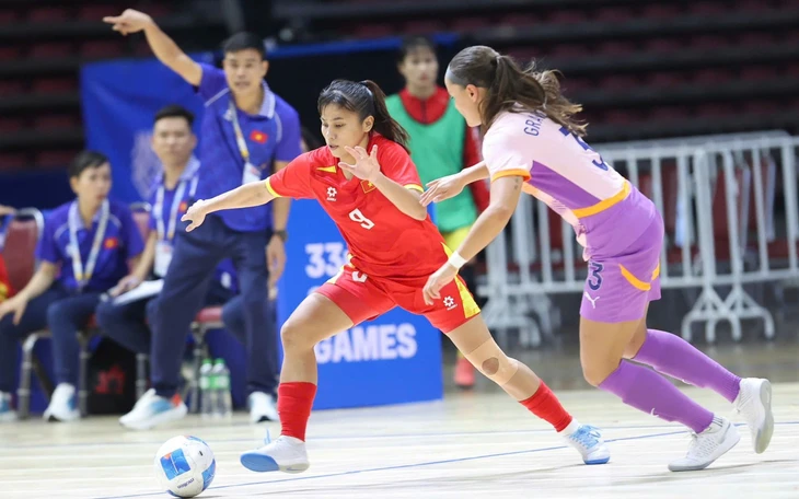 Thua đậm tuyển futsal Indonesia, Thái Lan mất 4 HCV các môn bóng đá trên sân nhà - Ảnh 2.
