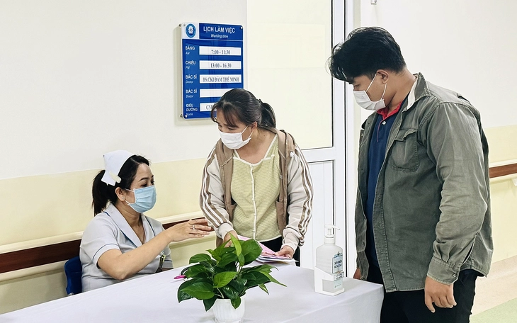 100% bệnh viện TP.HCM phải nghiêm túc tham gia hệ thống tiếp nhận và phản ánh người dân  - Ảnh 2.