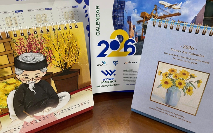 Tặng lịch: món quà năm mới hay sự lãng phí? - Ảnh 2.