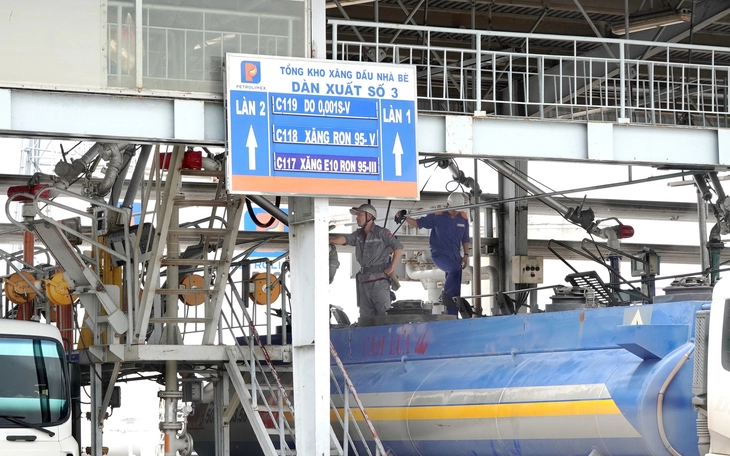 Xăng dầu giảm liên tục 6 phiên, RON 95 về hơn 19.600 đồng/lít - Ảnh 3.